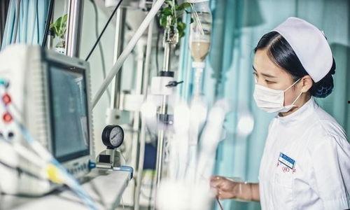 国产流氓医生俏护士在线,温情脉脉的医疗传奇